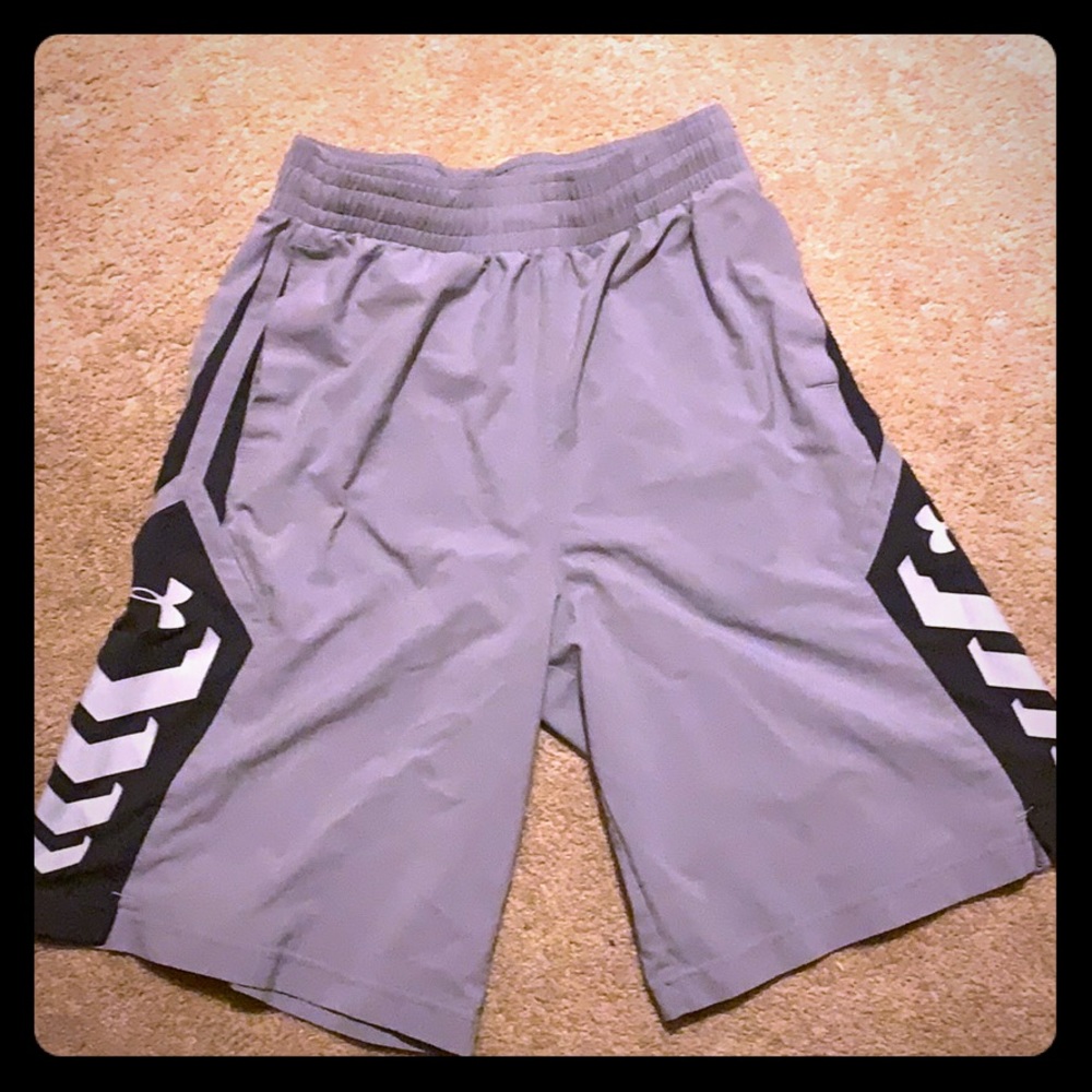Grey Under Armour Mens Shorts - Medium